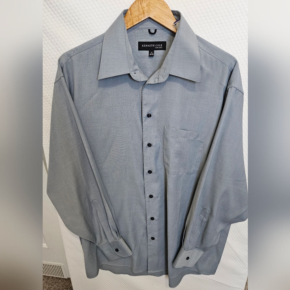 3 for $15 EUC Kenneth Cole NY Button Down Dress Shirt
